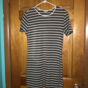 Grey stripped T-shirt dress